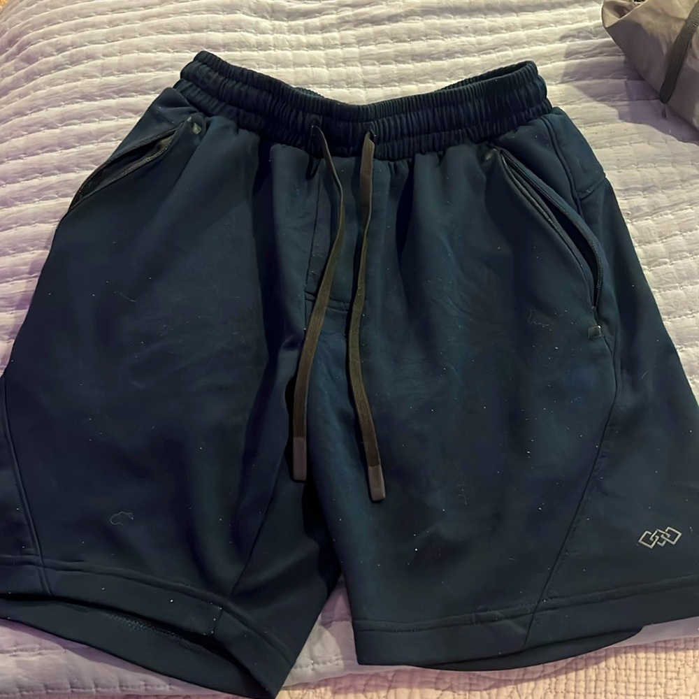 Legend blue shorts
